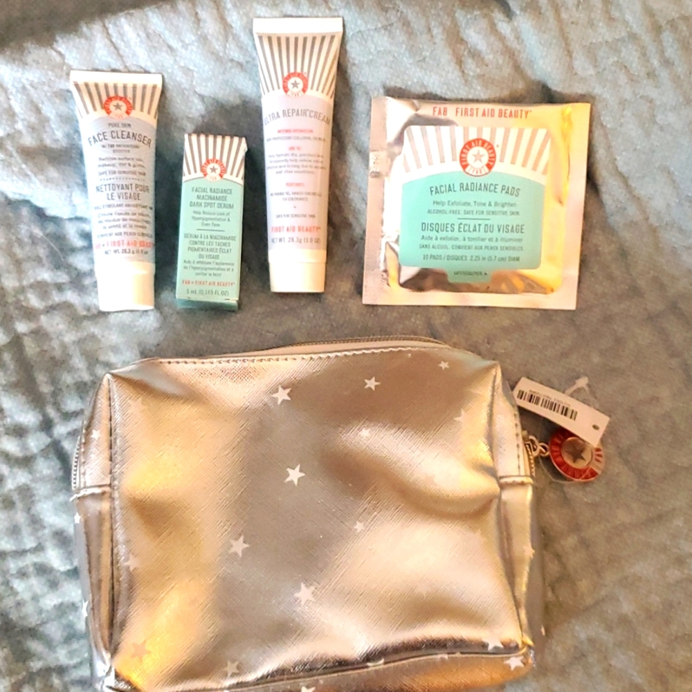 FIRST AID BEAUTY kit with makeup bag